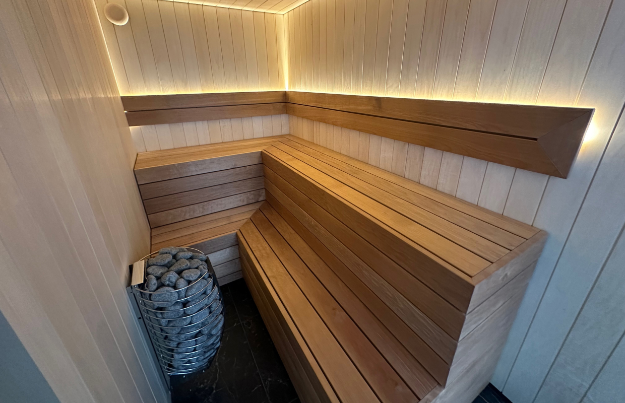 Ruumikas hubane saunalava